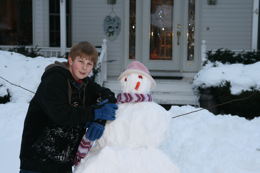 Quinn and Carrot Face snowman
