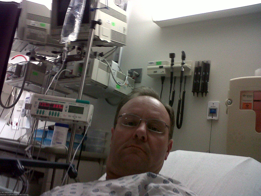 Ooops I did it again?  ~~  Diverticulitis knocked me down again.  A little antibiotics IV and a night in the ER.....we are out!!