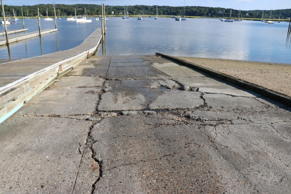 Town of Brookhaven Mt Sinai Harbor - years of disrepair actually getting worse.  ~~  