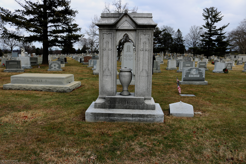 Holy Sepulchre Cemetery in Cheltenham, PA