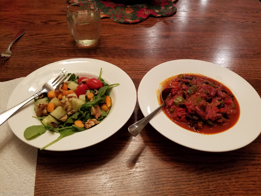awesome salad and meatless multi bean chili that Gret came up with - wow!  ~~  